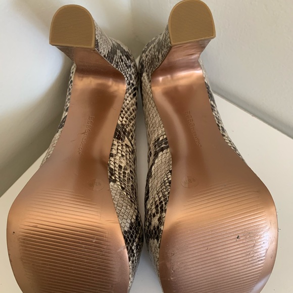 Steve Madden Snake Print Peep toe platform - Picture 4 of 4